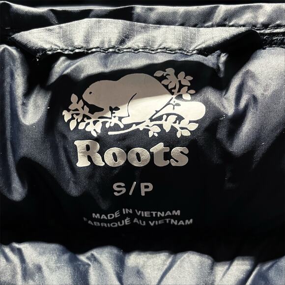 ROOTS Packable Black Down Hooded Puffer Jacket Size S - Picture 8 of 10